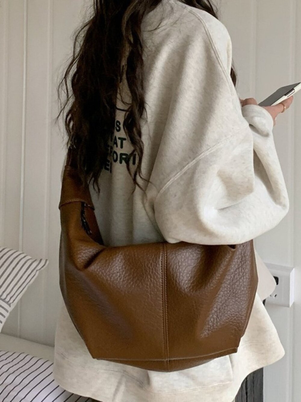 Woman's bag - Picture 2 of 3